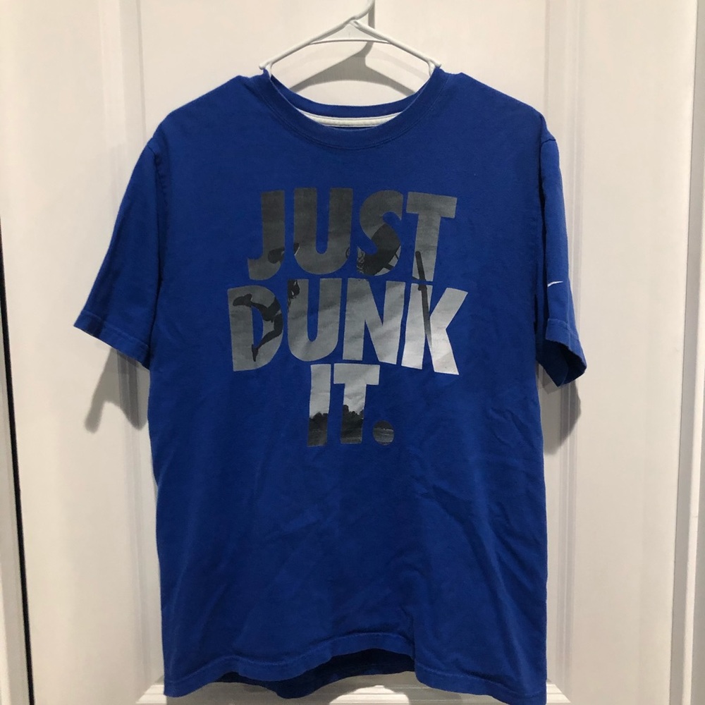 Nike graphic Tee, Sz L